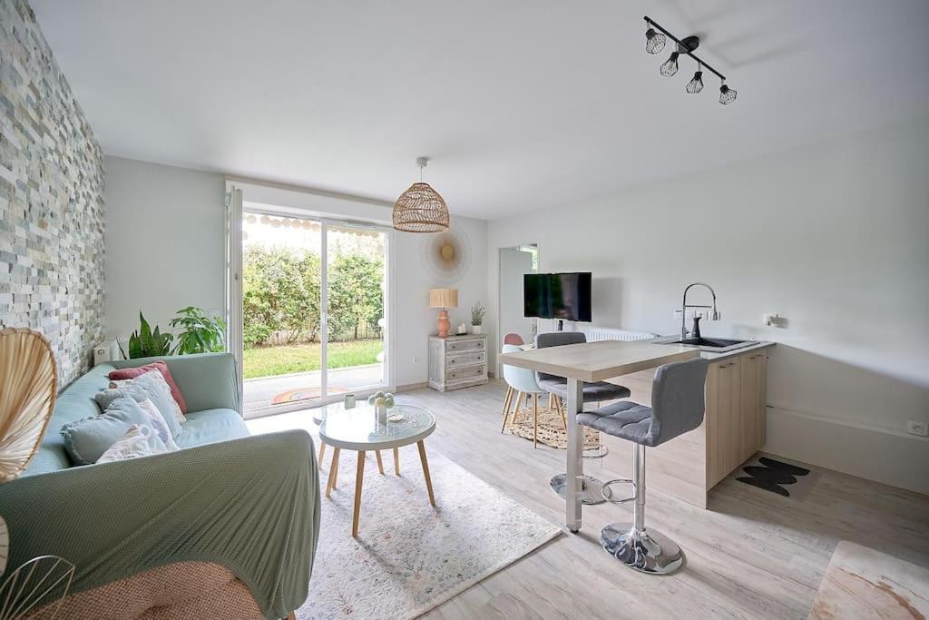 Le Cocon Boheme Chic Apartment Sartrouville Bagian luar foto