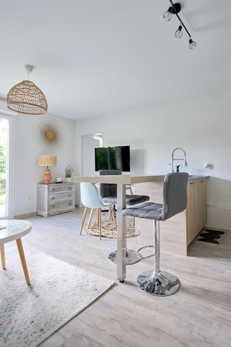 Le Cocon Boheme Chic Apartment Sartrouville Bagian luar foto